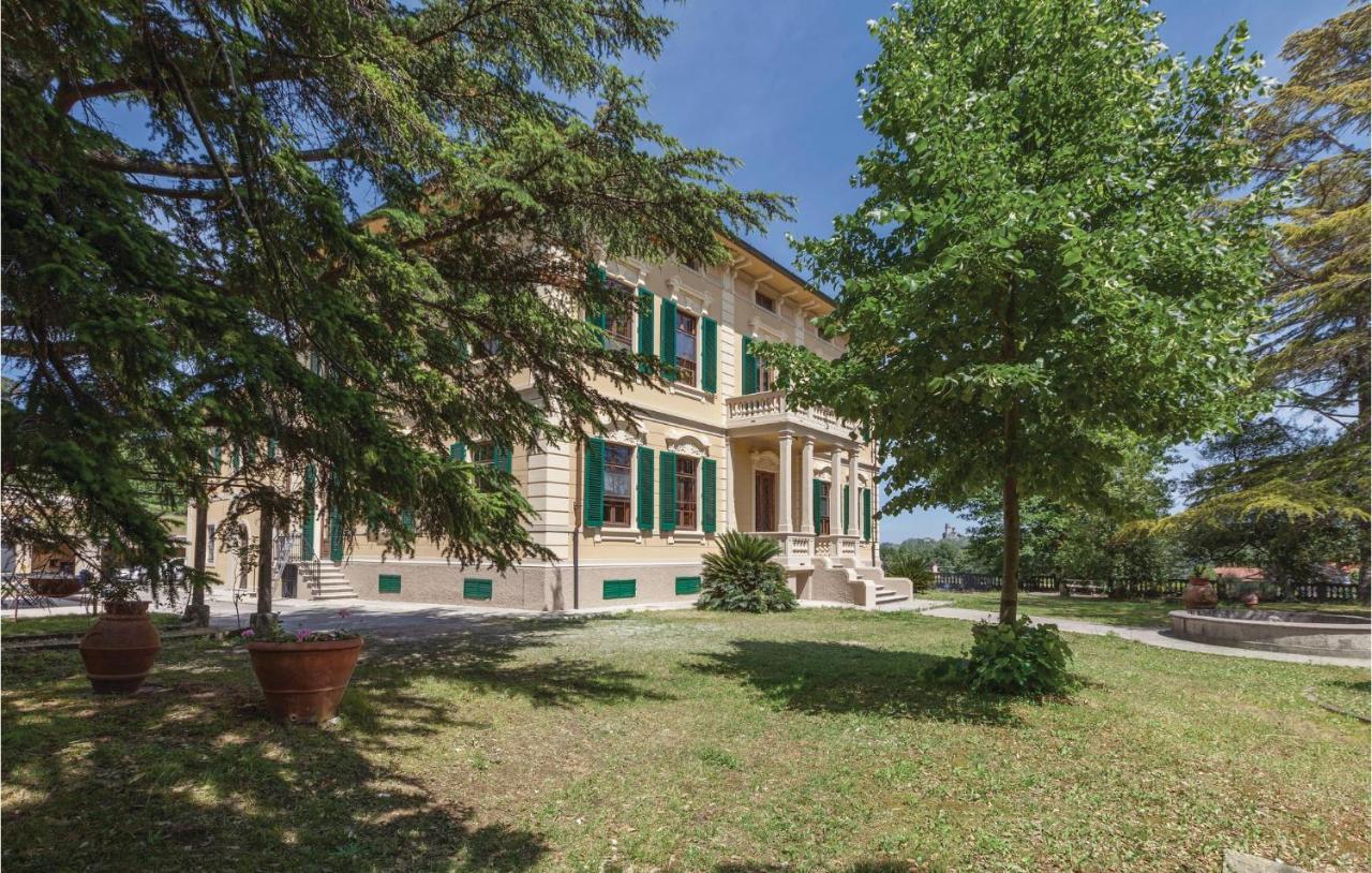 Villa Balbano 1 Nozzano Castello Esterno foto