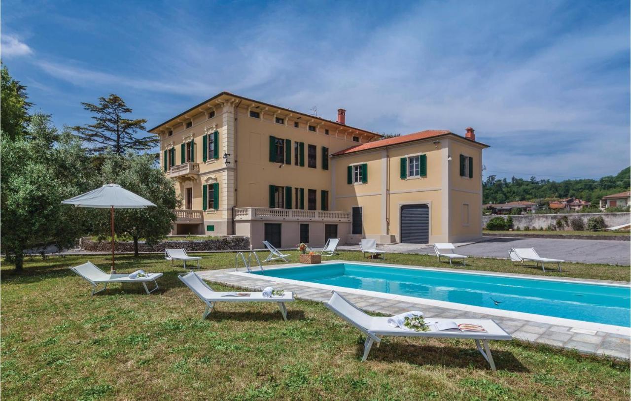 Villa Balbano 1 Nozzano Castello Esterno foto