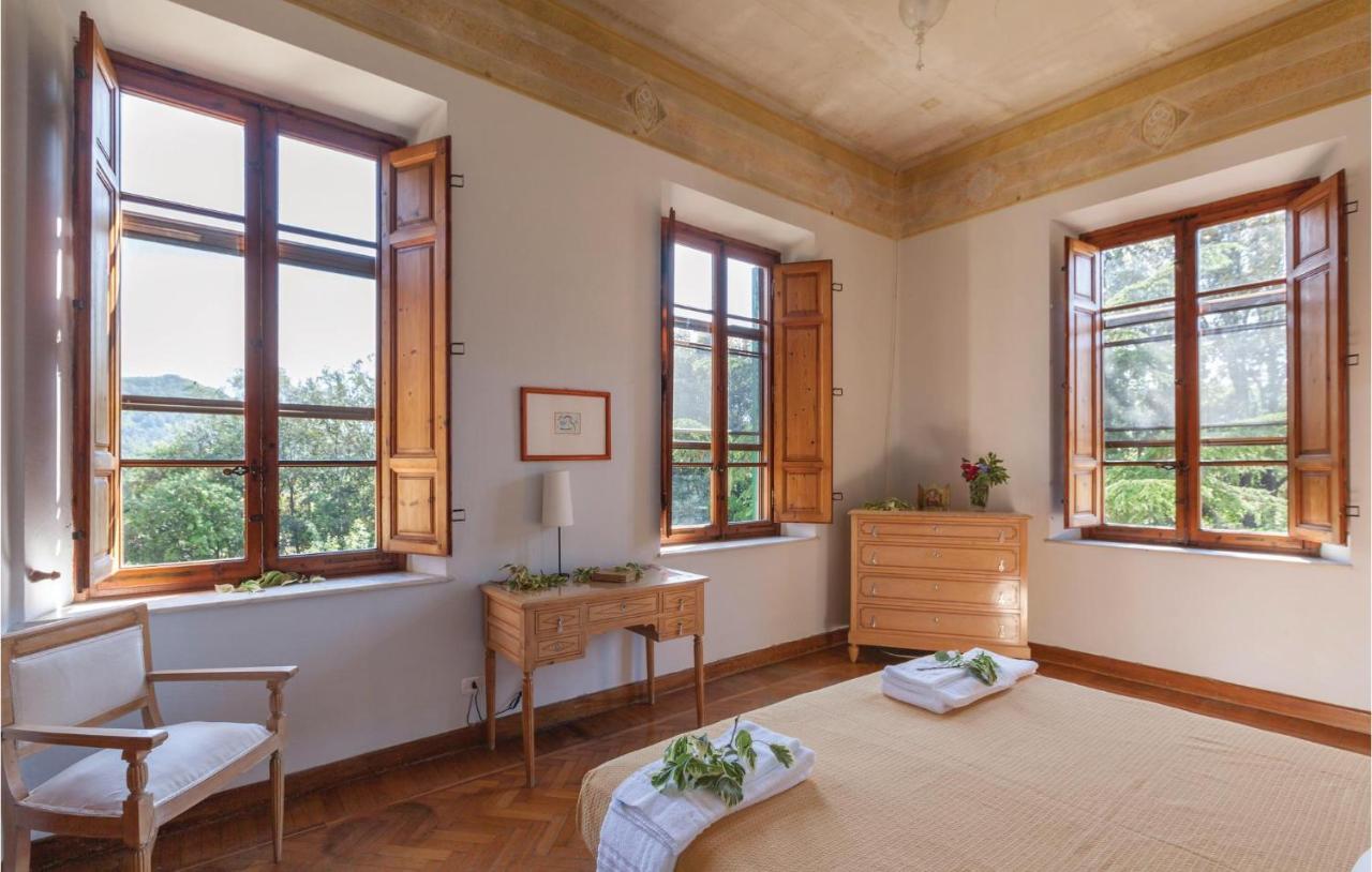 Villa Balbano 1 Nozzano Castello Esterno foto